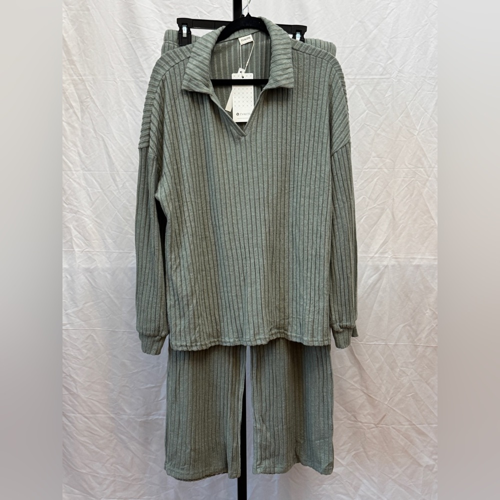 328 - Evaless Elegant Ribbed V-neck Collared Top and Pants Set in Sage
